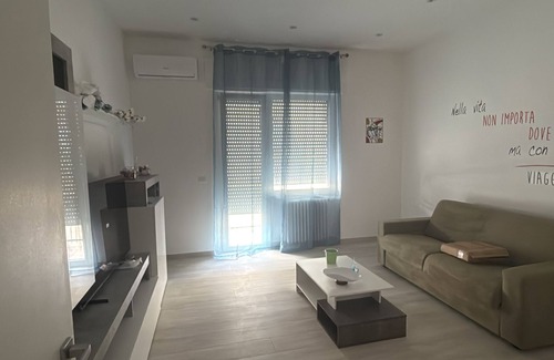 Brindisi Apartment | Chic 2-bedroom apartment with WiFi, AC in charming Brindisi