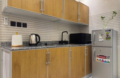 Al Bawadi Apartment | Chic 2-bedroom apartment with WiFi, AC in welcoming Jeddah