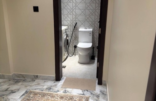 Al Bawadi Apartment | Chic 2-bedroom apartment with WiFi, AC in welcoming Jeddah