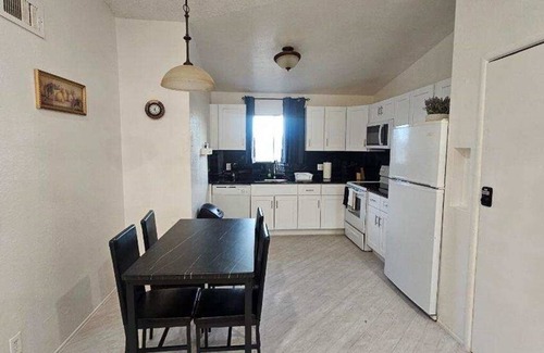 Mesa Apartment | Chic 2BR Oasis: Prime Locale!