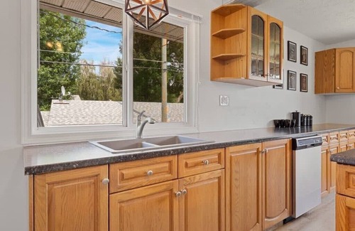 Drumheller House | Chic 4-bedroom, 2-bath home close to downtown and next to the river