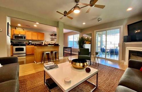 Keys Of Marsh Harbor House | Chic 4BR, 3.5BA/2 King Suites. Near Beach, Dining & Shops. Pool and tennis too!