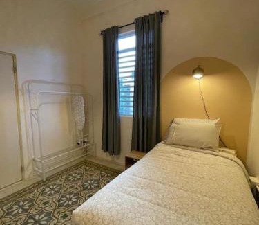 Santurce Apartment | Chic and classic apartment in Santurce Apt 5