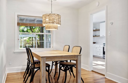 West Ashley House | Chic and Comfy Home | Close to Downtown & Beach