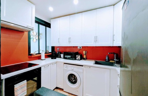 Fontenay-aux-Roses Apartment | Chic and spacious appartment with balcony