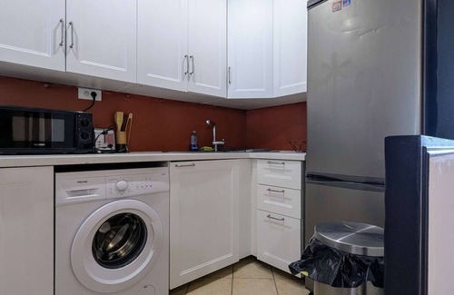 Fontenay-aux-Roses Apartment | Chic and spacious appartment with balcony