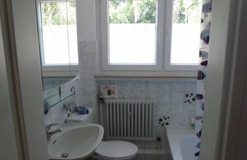 Kirchlinteln Apartment | Chic apartment in the middle of nature, yet fenced, 10,000 square meters of garden