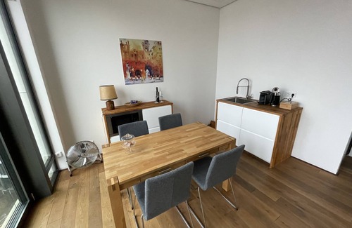 Ulm Apartment | Chic apartment in the city center with fantastic views of the Minster