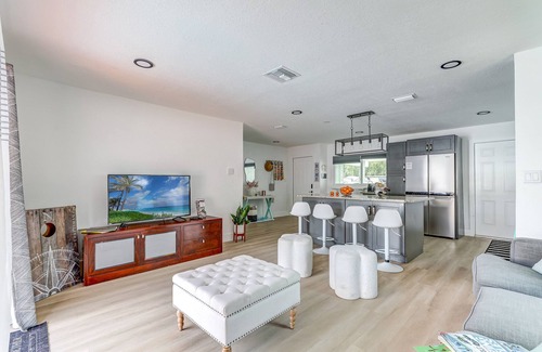 Titusville House | Chic beachside retreat 3-bedroom home with pool and WiFi in Titusville