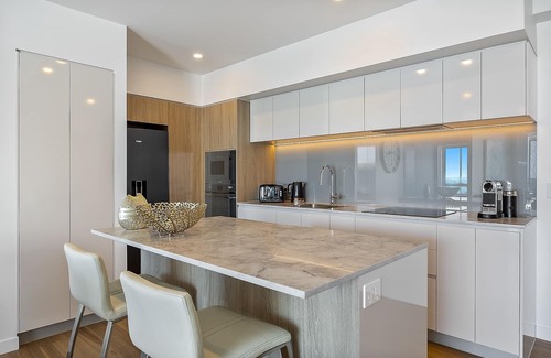 Wurtulla Apartment | Chic Coastal Escape with Pool & Gym Access