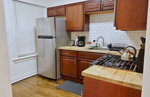 Avondale Apartment | Chic & Fully Furnished 2BR Apt!