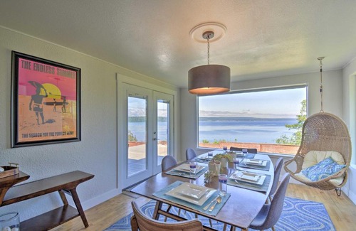 Hansville Villa | Chic Hansville Getaway Near Beach and Trail!