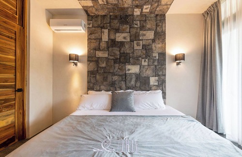 Tulum Hotel | Chic hotel in gorgeous Tulum with AC, full gym
