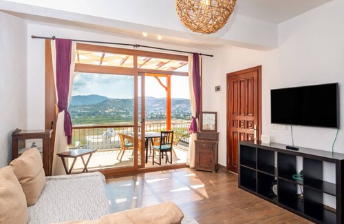 Golturkbuku Apartment | Chic House w/ Patio near Paradise Bay in Bodrum