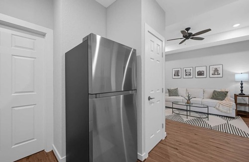 Barker House | Chic, Just Built 2 Bed 2 Bath Home!