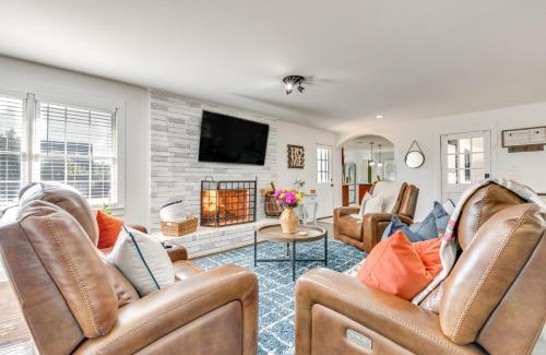 Marietta House | Chic Marietta Getaway with Fire Pit and Grill!