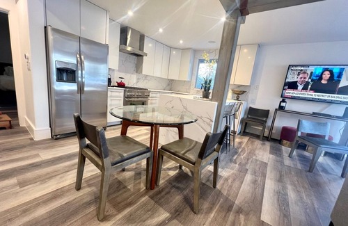 Aspen Condo | Chic new rehab near gondola, walk everywhere. A/C. Large 2BR 2 floors.