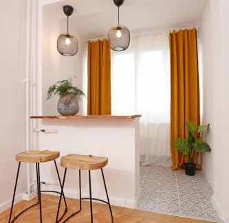 Drumul Taberei Apartment | Chic Scandinavian style studio