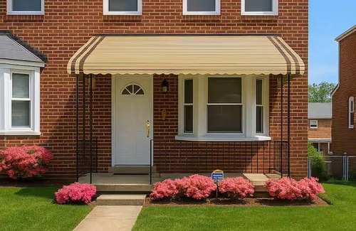 Towson House | Chic Towson Retreat: 4BR Getaway Near Baltimore