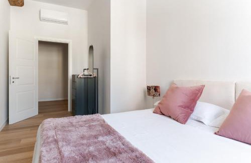 Lucca Historical Center Apartment | Chic Vibes and an Espresso