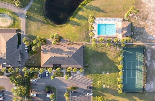 Laguna Vista Villa | Chic Villa By The Bay