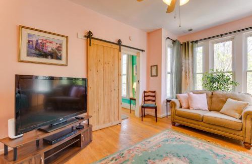 Logan Square Apartment | Chicago Apt Walk to Logan Square