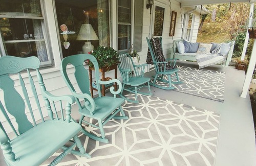 The Cliffs House | Chickadees Cottage and Pottery - centrally located, private comfortable cottage.