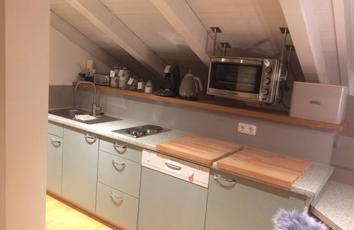 Riedering Apartment | Chiemgau loft between mountain experience and lake magic - balcony and garden