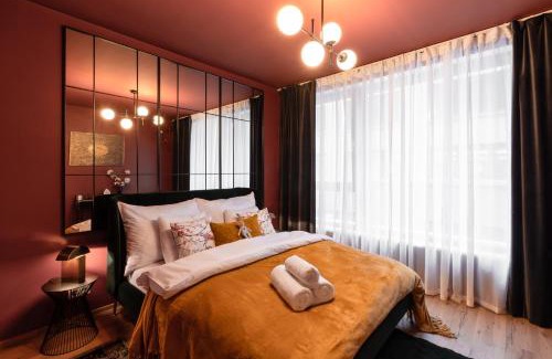 Karlin Apartment | Chill in Oriental Splendour