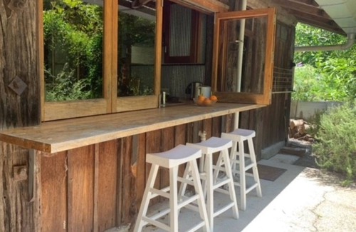 Bungwahl Cabin | Chill Out on the shores of the beautiful Myall Lake