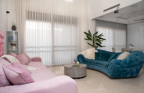 Ashkelon Villa | Chill Villa - וילה מושלמת עם בריכה פרטית מחוממת