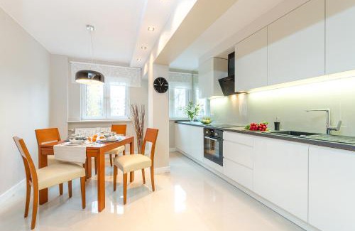 Mirow Apartment | Chmielna 73 P&O Serviced Apartments