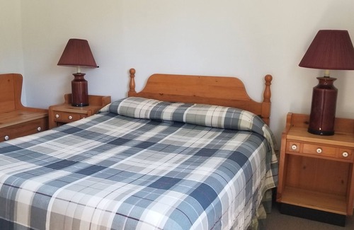 Edgetts Landing Cottage | Chocolate River Cottages - Chocolate River 2 Bedroom Cottage No. 2