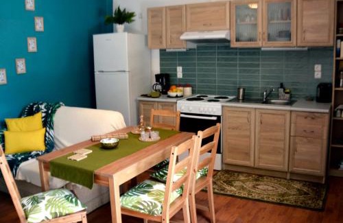 Archanes-Asterousia Apartment | Chrismma 1-Bed Apt with Private Yard & Parking