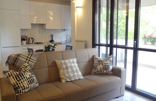 Vigentino Apartment | Chrissie's bright flat. CIR 015146-CNI-00797
