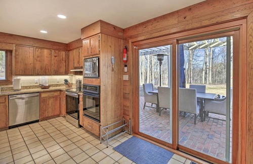 Christiansburg House | Christiansburg Home ~ 12 Mi to Virginia Tech!