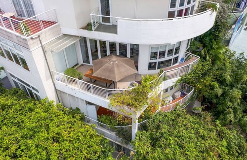 Phuong 15 Apartment | Christina's NT12 ∙SUITE Downtown Saigon Hideaway∙
