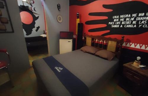 Malecon Hotel | Chuchumbé Hotel & Hostal