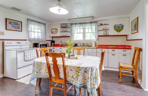 Smithmill House | 'Chucker Chalet' - Hunter’s Haven in Houtzdale!