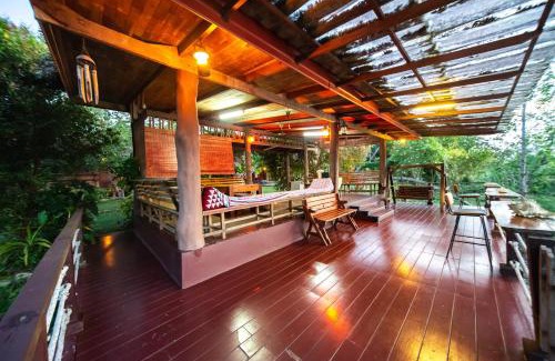 Tha Kham House | Chuenwaree Riverside Stay