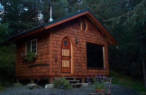 Moose Pass Cabin | Chugach Mountain Cabin Retreat