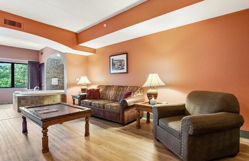 Wisconsin Dells Apartment | Chula Vista Condo Unit #2323