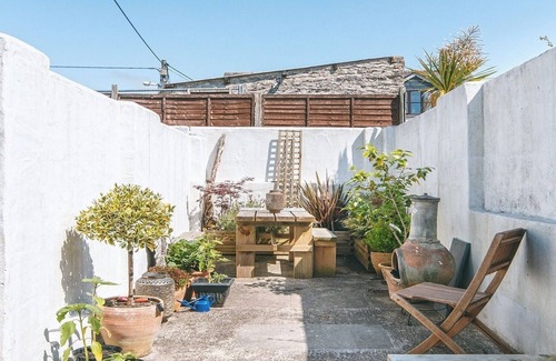 West Down Cottage | Church Cottage Sleeps 6 |Logburner, Dog Friendly