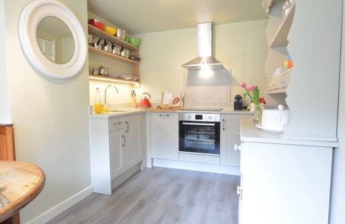 Dunwich Cottage | CHURCH FARM COTTAGE, DUNWICH, pet friendly in Westleton