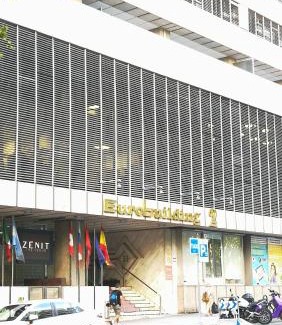 Cuatro Caminos Apartment | Chusbad place zona Cuzco-Santiago Bernabéu Edificio Eurobuilding 2