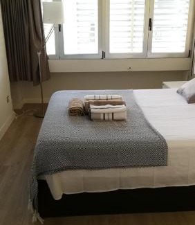 Cuatro Caminos Apartment | Chusbad place zona Cuzco-Santiago Bernabéu Edificio Eurobuilding 2