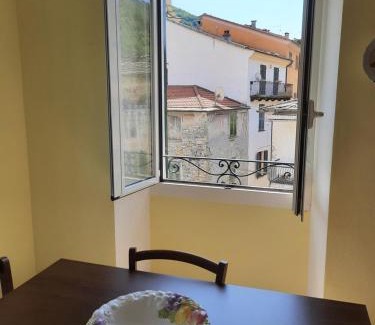 Pieve di Teco Apartment | Ciassa Noeva 3