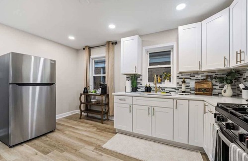 Cicero House | Cicer3bdrm w Pool Table & Shufflle Board