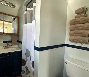 Lee House | Ciderhouse and Cellars Getaway