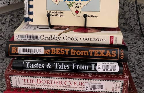 Lufkin House | Cindy’s Cottage is a comfy 2 bedroom house, ready for short/long stays.